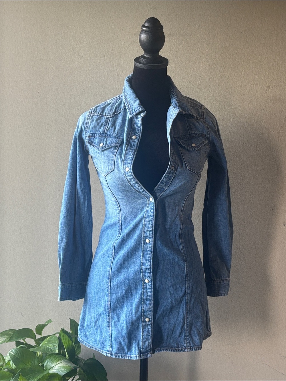 GAP Denim Shirt Jacket in Light Blue